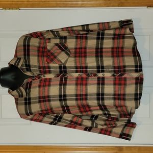 Maurices light weight long sleeve flannel